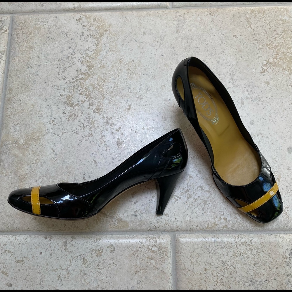 Tod’s Black Patent Leather  Pumps Yellow Band Detail Size 41/12